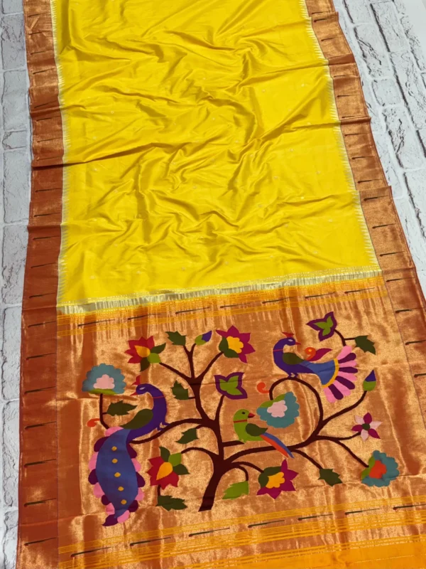 Yellow handloom pure silk Paithani — actual pallu